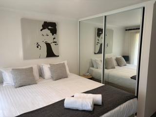 Cedarwood Apartments - Falls Creek - 9