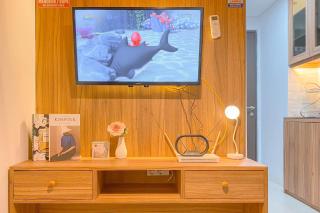 Studio at Transpark Juanda Bekasi Timur Apartment By Travelio - 4