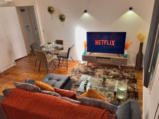 CityZenSanctuary - Snug Comfy 2BR Apartment Sleeps 6 Sheffield City Centre - - 0
