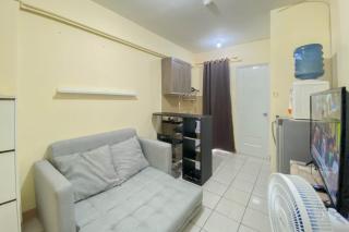 Good Deal and Well Design 2BR Green Pramuka City Apartment By Travelio - 2