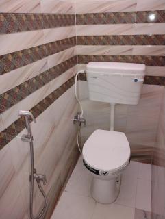 Geeta Teerth Guest House AC and Non AC Rooms - 5