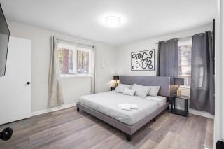 Perfect cute home in Garner with firepit & king bed - Garner - 1
