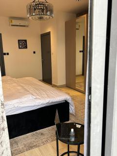 Urban lofts - - 4