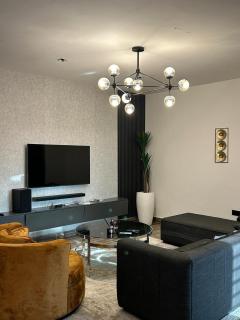 Urban lofts - - 5