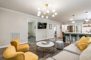 Renovated house close to Dtown Durham w king bed - 8