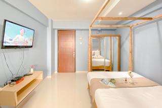 Cozy and Enjoy Living Studio Kebagusan City Apartment By Travelio - 3