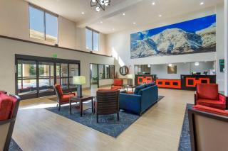Comfort Suites Ogden Conference Center - Ogden - 1