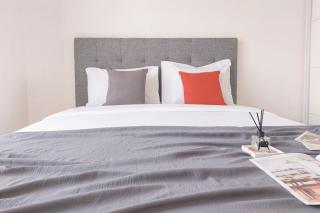 Good Choice and Comfy 2BR Sky House BSD Apartment By Travelio - 8