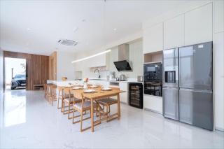 New Elegance & Tropical Luxury - 4BR Pool Villa in Lux Pride 2 V8 Residence, near Laguna - Ban Pak Lak - 3