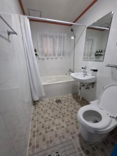 Stylish and Modern New Home #14 - Seul - 5