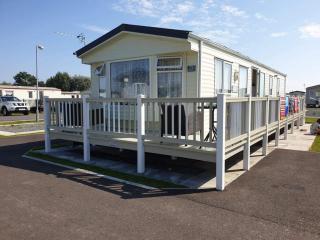 Pg23 PALM GROVE GOLDEN PALM CHAPEL ST LEONARDS - 0