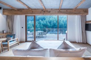 Kaichen Puju Hot Spring Village Resort Hotel - 1