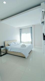 Chris Pool Villa Pattaya - Bang Sare - 5