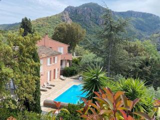 Villa avec piscine, parc naturel Estérel, nature, 15 min de Mandelieu - Fréjus - 0