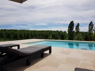 C'est la vie là ! Jolie maison avec piscine - - 1