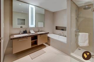 VOGUE 43rd Floor Boulevard Heights Downtown Dubai, Panoramic Skyline Views and Balconies - 3