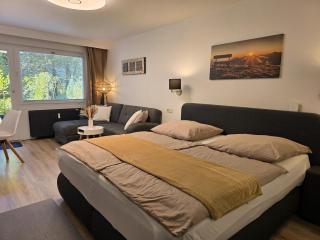 Erholungs- Apartment am Kurpark & Therme Bad Urach - Bad Urach - 0