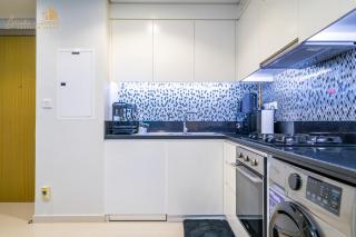 CHIC Sea View 2Bhk 4pax - 7