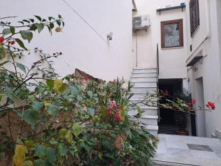 La Lunetta - romantic little house - Palermo - 2
