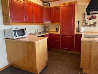 Spacious Retreat with Sauna and Parking - Beitostøl - 8