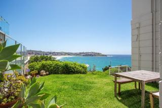 Stylish Bondi Icebergs Ocean View Garden Apartment - Sydney - 8