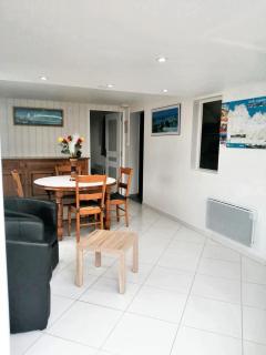 Maison charmante à Trédaniel avec jardin et terrasse - 1