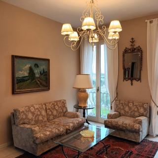 La Palazzina della Meridiana - Altopascio - 1