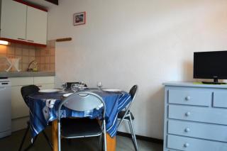 Maison Studio cabine mezzanine dans résidence avec piscine 4 couchages AR440-126 - 9