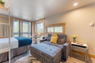 Village Studio by AvantStay Minutes to Lifts - Truckee - 4