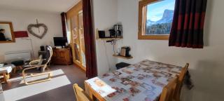 Grand 3 pièces cosy à SuperDévoluy (05) - Plein Sud, au pied des pistes - Le Dévoluy - 1