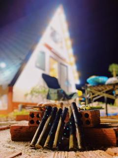 Lakefront Wooden House Getaway, Gia Nghia, Dak Nong - 9