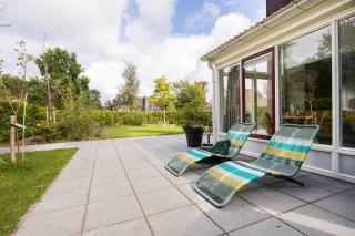 Grasmus I Kalme Woning met Openhaard en Tuin - 6