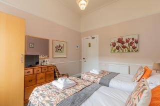 The Ardyne Guest House - 2