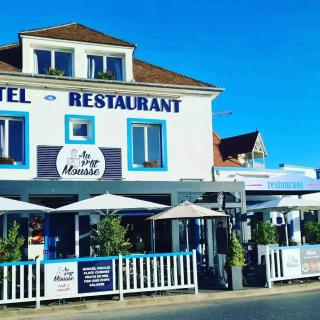 Au Ptit Mousse - Hôtel et Restaurant - Courseulles-sur-Mer - 0