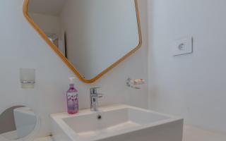 Relax in Style I Lagoon-Front 2BR in Swan Lake El Gouna - Hurghada - 4