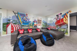 Beautiful Mansion on the Prestigious Champions Gate Orlando Mansion 5350 - 8