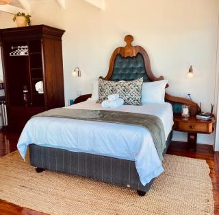 Sea Views, Hikes and Tranquility Clifftop Cabin - - 1