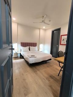 Hotel 7 Star Paschim Vihar Couple Friendly - Nova Deli - 7