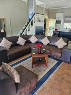 Spiros Beach Haven - Port Edward - 4