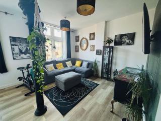 Charming & Modern Flat 2 - Pontypool - 3