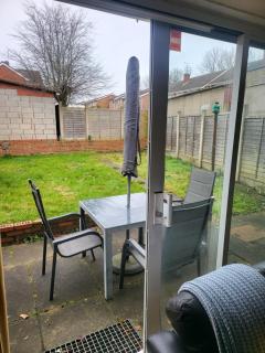 The Grove- 3 Bed Detatched House Wolverhampton- Families and Contractors- Near Town Centre and Molineux Stadium - 4