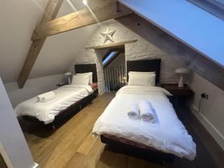 Cartws at Pentrecelyn - Carmarthen - 7