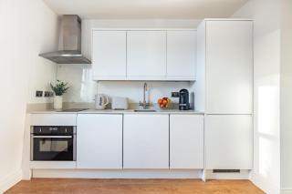BnBNova - Fitzrovia with Balcony near Oxford Circus - London - 7