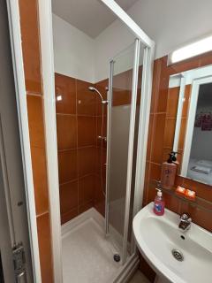 Hotel La Platouri - Voluntari - 5
