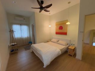 Blossom Hill homestay - Kuantan - 9
