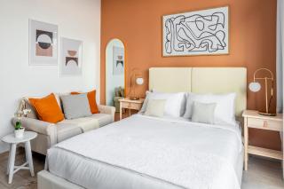 Silkhaus renovated studio with Burj Khalifa view in DIFC - Dubai - 3