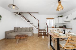 Home2Book Delightful Órzola Duplex by the Coast - 3