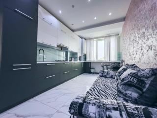 Skyview Central Apartment, Lev Tolstoi 63 - 3