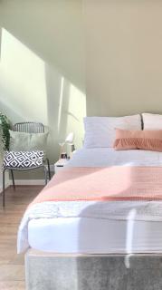 Colourful 4 Bedroom Property - Mile End - Central, Hammersmith & City and District Lines - Londra - 4
