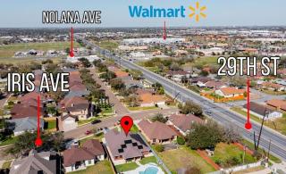 Spacious & Central Pool Home By McAuliffe Park - McAllen - 6